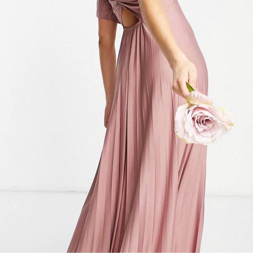 Elegant Pink Maxi Dress - Picture 3 of 4